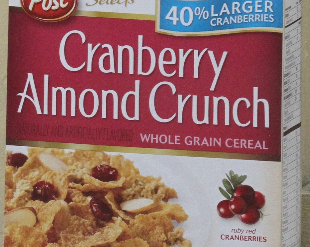 IMAGE: http://darmok.dyndns.org/cameratests201108/rawtests/cut/.medpics/7d1_img_0338_176.0mm-1250-f11.0-1600iso_med.jpg